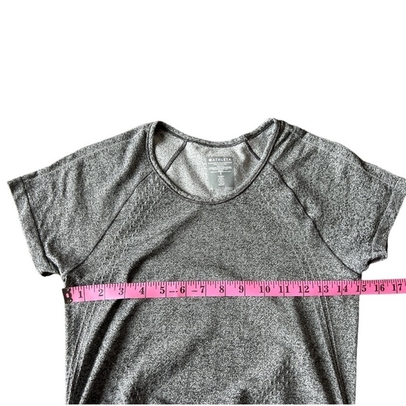 Athleta Women’s Speedlight Ruched Short Sleeve Grey Active Nylon Tshirt, Small - Picture 6 of 7